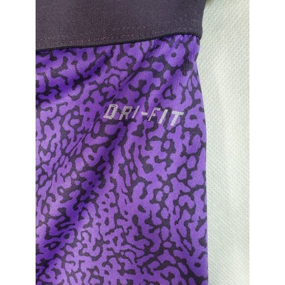 Nike Pro Women's Dri-Fit Mezzo Print Purple Capri Workout Activewear Leg… - Picture 10 of 12